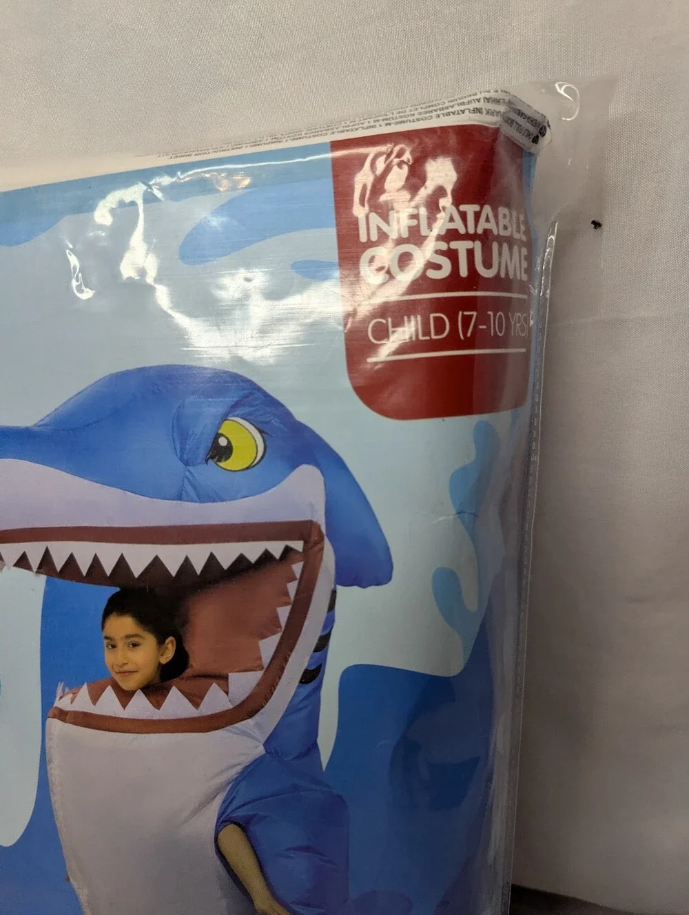 Spooktacular Creations Inflatable Full Body Shark Costume Size Child 7-10 Years